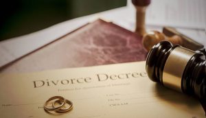 طلاق به چند دسته تقسیم می شود